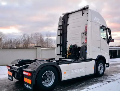 Тягач Volvo FH 460, 2016 год, 469 л.с., кабина Globetrotter XL, без пробега по РФ - фото-детальных 2