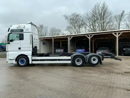 MAN TGX 26.480 контейнеровоз низкорамный BDF из Германии, 2015 г, кабина XLX, г/п 16т - фото 21