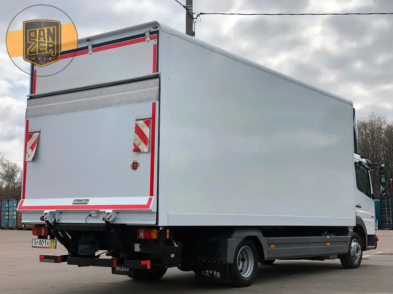 Грузовой фургон Mercedes Atego 818, 2013 год | photo 1