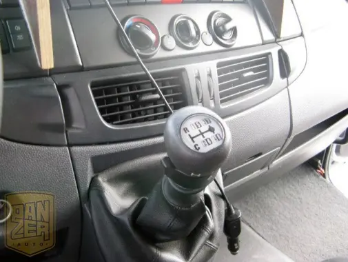 Iveco Eurocargo 120E22/P, фургон 42м3, 50тыс.км, гидролифт 1500кг, 2011г, г/п 8т, высокая кабина со спальником - фото 4