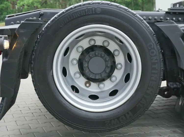 Тягач Volvo FH 540 Dual Clutch, 2019 год, 6х2 спарка, Globetrotter XL, без пробега по РФ - фото-детальных 18