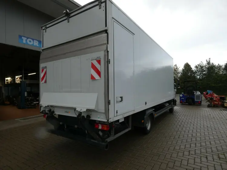 Фургон Mercedes Atego 818 L, 2016 год, боковая дверь, 18 палет, гидролифт, без пробега по РФ - фото 8