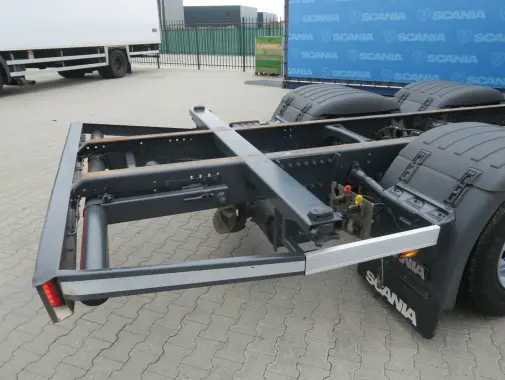 Scania R410 Topline контейнеровоз низкорамник БДФ, 2015 г, двускатный ленивец, г/п 16т, без пробега по РФ - фото 2