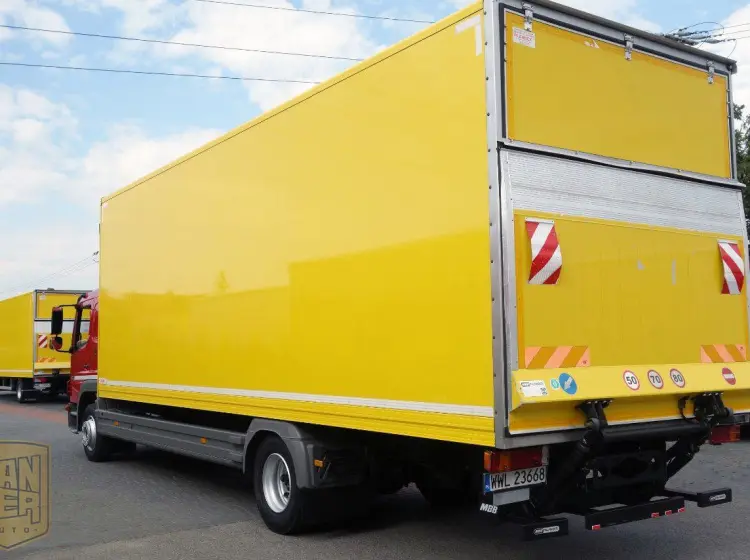 Mercedes Atego 1224, термос 55м3, кузов 8.2м - фото 5