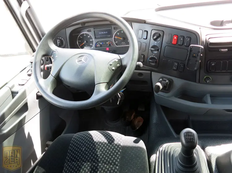Mercedes-Benz Atego 1229L, 2012г, штора 48м3, гидролифт, 2 спальника - фото 6