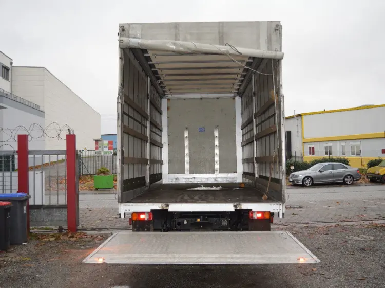 MAN TGL 8.220 BL, 2012г, штора 45 м3, г/п 5 тонн, гидролифт - фото 2