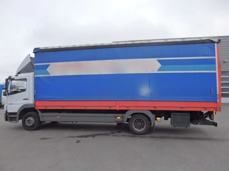 Mercedes Atego 1224 L, штора-борт 7.2м, гидролифт - фото 7