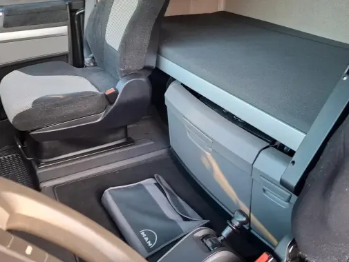 man tgx 18.360, 2019 года, штора 20 палет, ворота и гидроборт 5