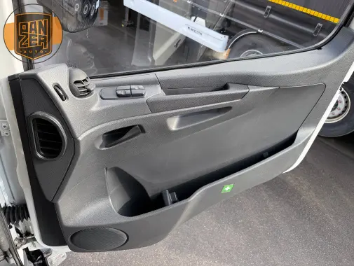 mercedes atego 1224, 2018 год, фургон 50 кубов, гидроборт 22