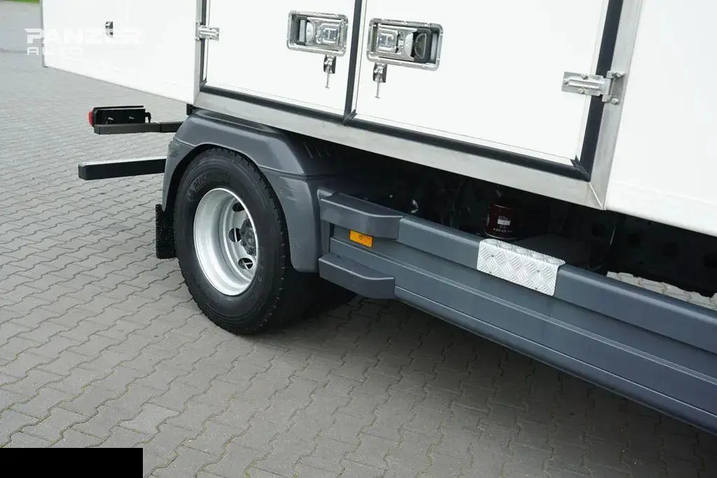 Mercedes-Benz Atego 1221, 2018 год, фургон изотермический 23 м3 - фото 13