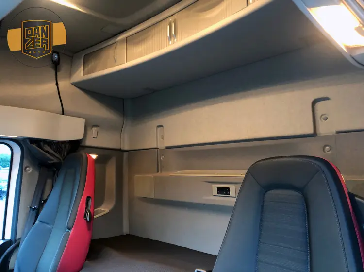 Контейнеровоз БДФ Volvo FH 460, из Германии, 2017г, г/п 17т - фото 13