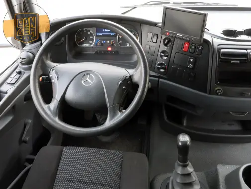 Mercedes Atego 818 L, изотермический фургон 7.3 м, 2012 г, гидроборт - фото 4