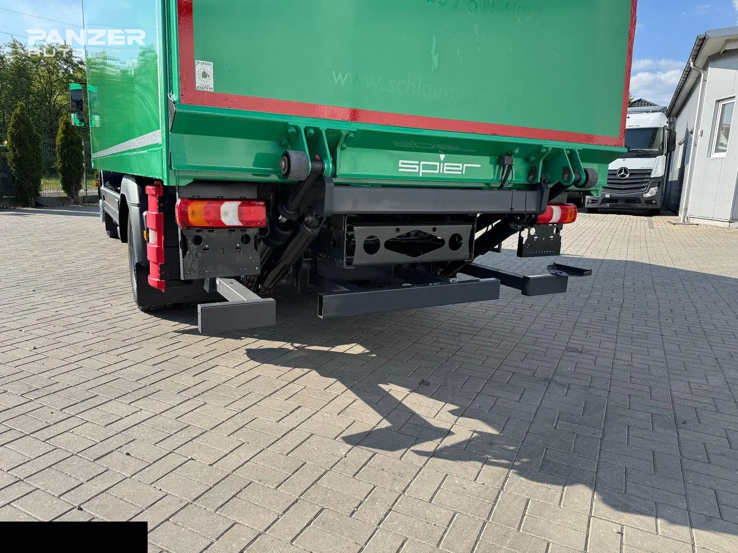 Mercedes Atego 1224, 2019 год, промтоварный фургон м3, гидролифт - фото 9