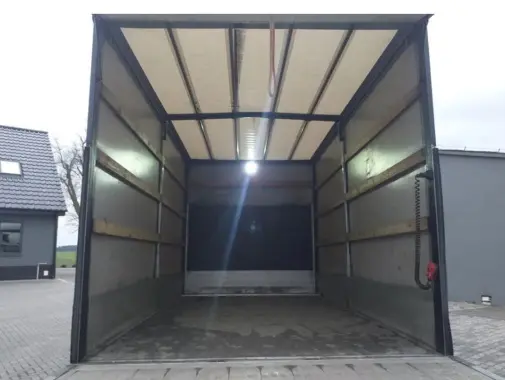 Iveco Daily 35C18, 2018 год, спарка, штора-борт 30 м3, гидроборт, полная масса 3500 кг, спальник - фото 2