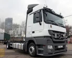 Грузовой контейнеровоз Mercedes Actros 1841, 2010 год | photo 0