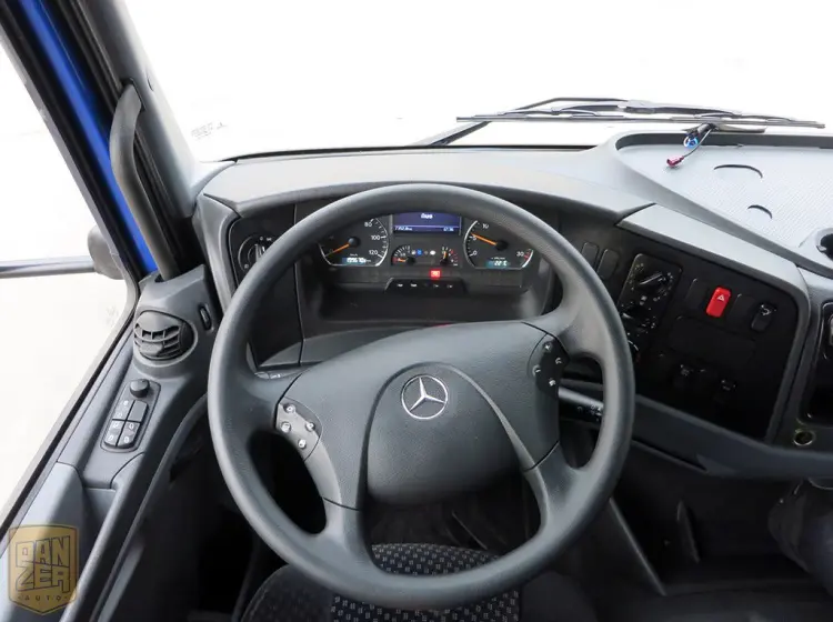 Mercedes Atego 1224, 2014г, штора 52 м3, гидролифт - фото 6