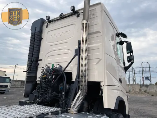 Тягач Volvo FH540, 2018 год, 6х4 с подъемной осью - фото-детальных 14