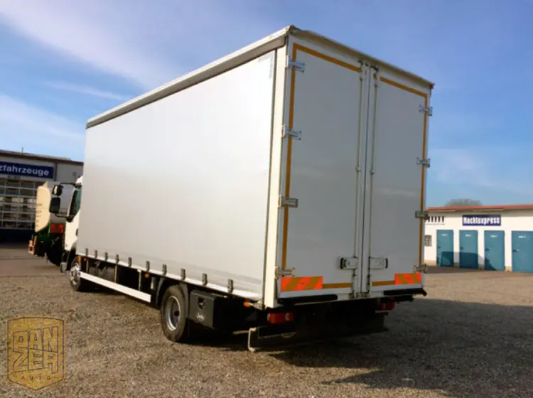 DAF LF 45.210, 2013 год, шторный 40м3, ворота. Без пробега по РФ! - фото