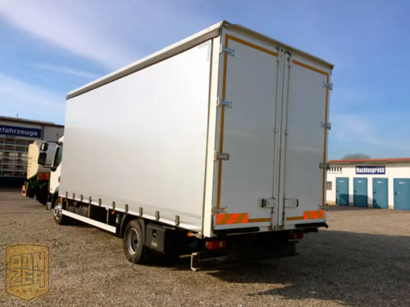 Грузовик тентованный DAF LF 45.210, 2013 год | photo 1
