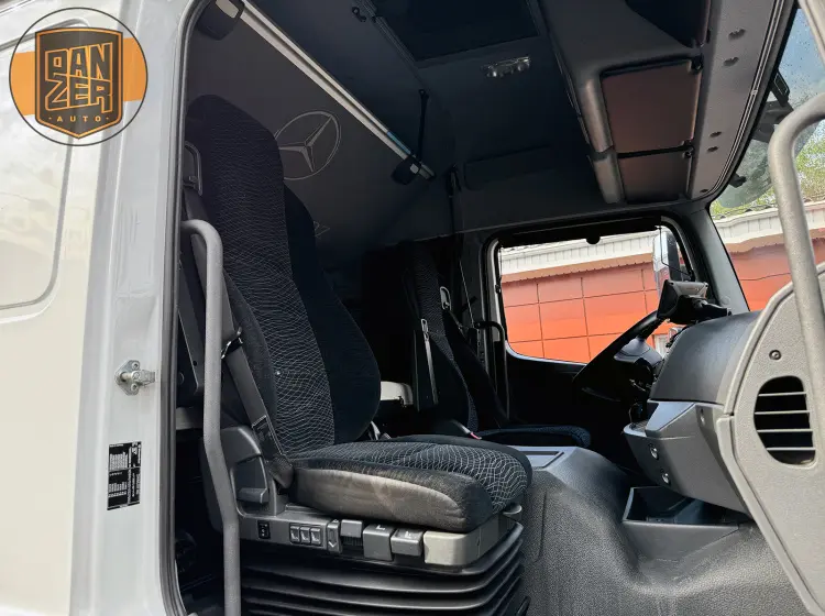 mercedes atego 1224, 2018 год, фургон 50 кубов, гидроборт 5