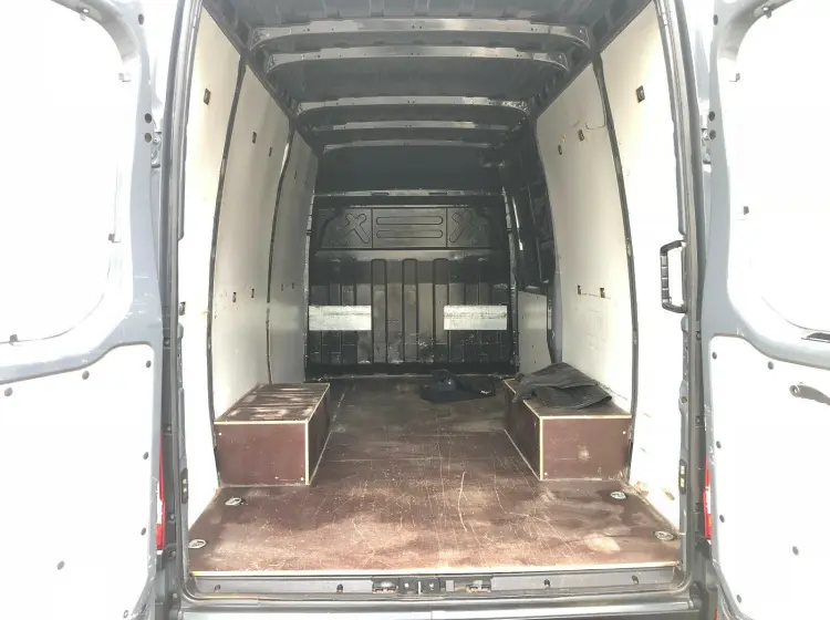 Цельнометаллический Iveco Daily 35-210 C, 2016 год, спарка, L2H2, 3л, АКПП, пневма, полная масса 3500 кг - фото 2