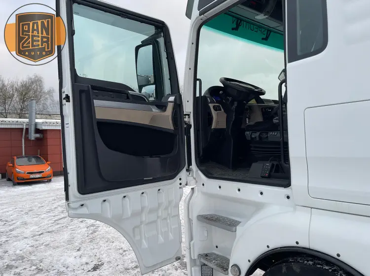 MAN TGX 18.500, тягач 4х2, XXL кабина, 2 бака, максимальная комплектация - фото-детальных 26