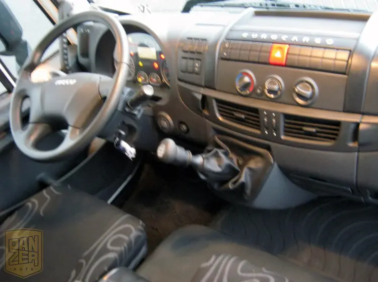 Iveco EuroCargo ML160E22, 2012г, бортовой грузовик, борт 7.8 м, 3-х местный, состояние нового - фото 4