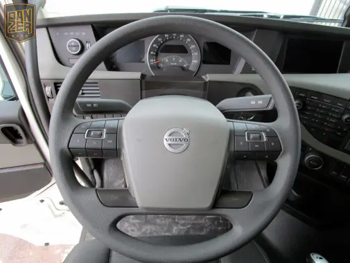 Тягач Volvo FH 500, 2016 г, 510 л.с., Globetrotter XL, без пробега по РФ - фото-детальных 5