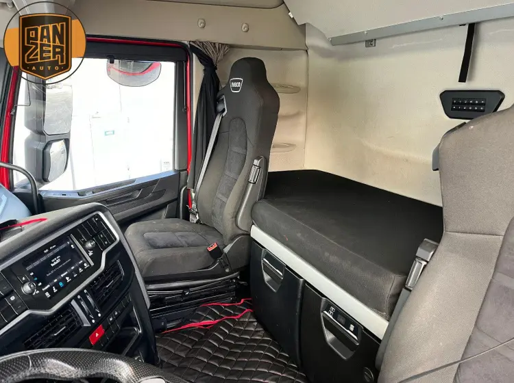 	 Товар для анкора: iveco s way 5