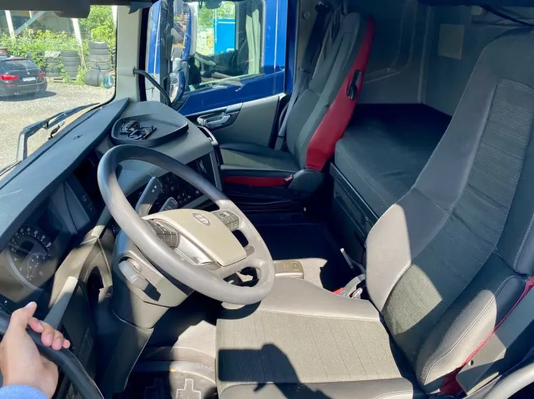 Volvo FH 460, БДФ контейнеровоз 6x2 из Германии, 2014 г, г/п 16 тонн - фото 3