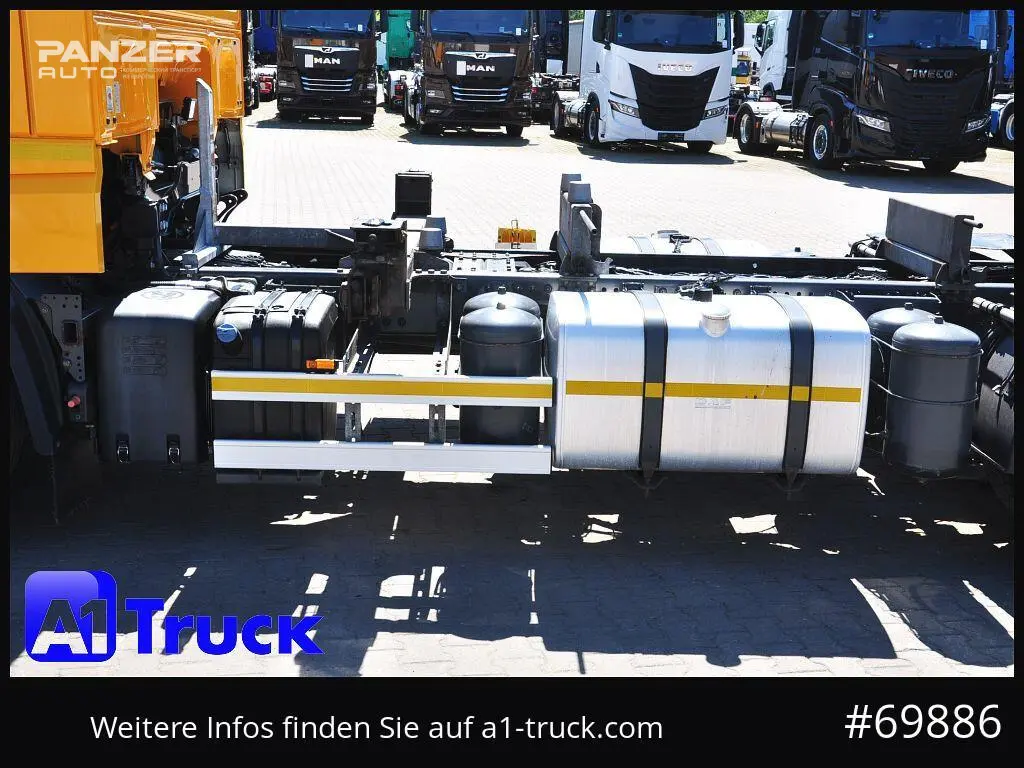 Грузовой автомобиль DAF XF 480, 2019 год, 15 тонник, 6x2, контейнеровоз BDF, гидроборт - фото 9