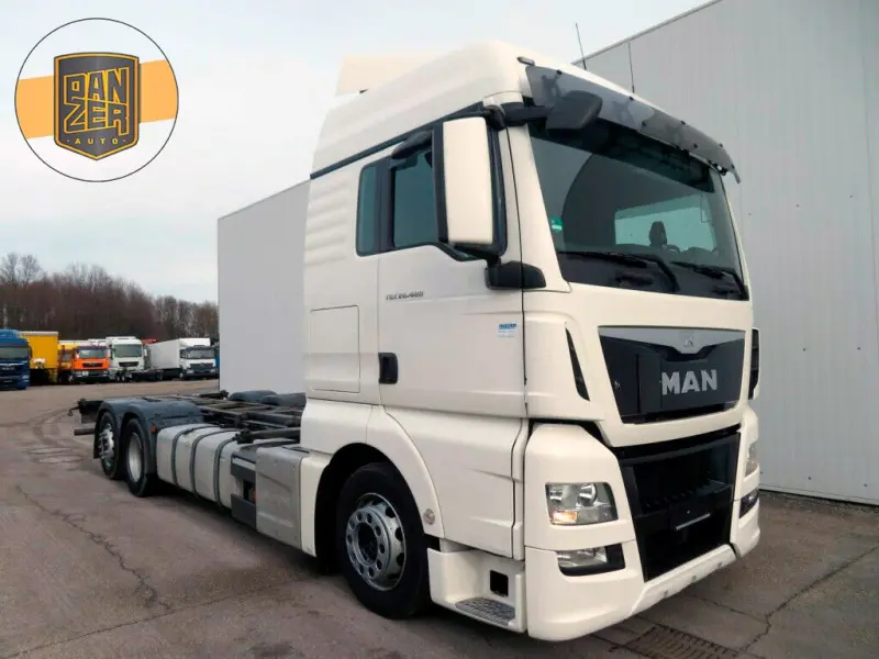 Грузовой контейнеровоз MAN TGX 26.480, 2015 год | photo 0