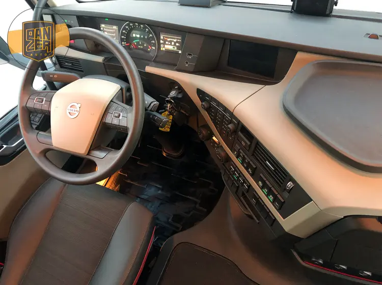 Контейнеровоз БДФ Volvo FH 460, из Германии, 2017г, г/п 17т - фото 4