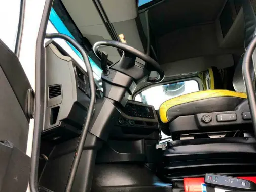 Тягач Volvo FH16 550, 6х4, 2015 год, пневмоподвеска, без редукторов, без пробега по РФ - фото-детальных 2