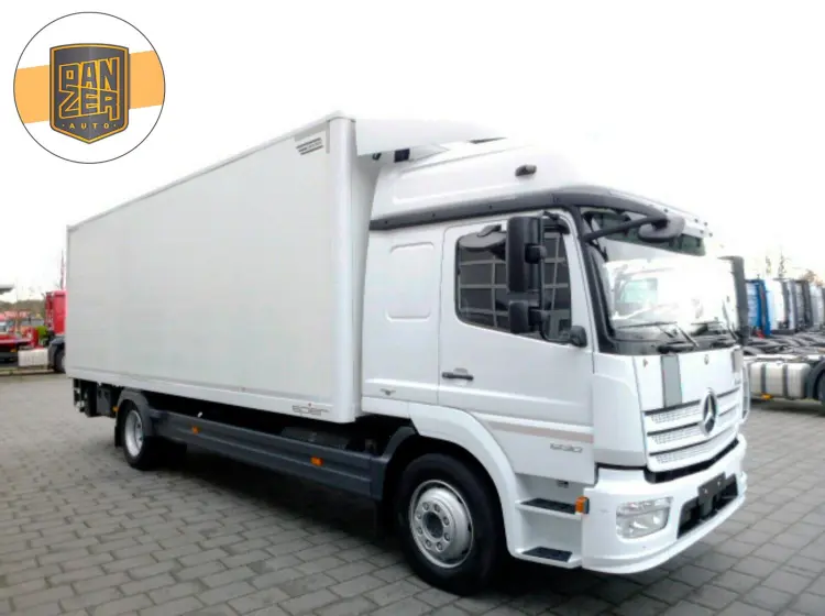 Mercedes Atego 1230L NEW, 12/2015 год, фургон 43 м3, гидролифт, 2 спальных места - фото
