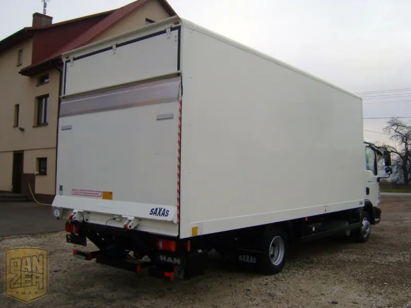 Грузовой фургон MAN TGL 8.180, 2013 год | photo 1