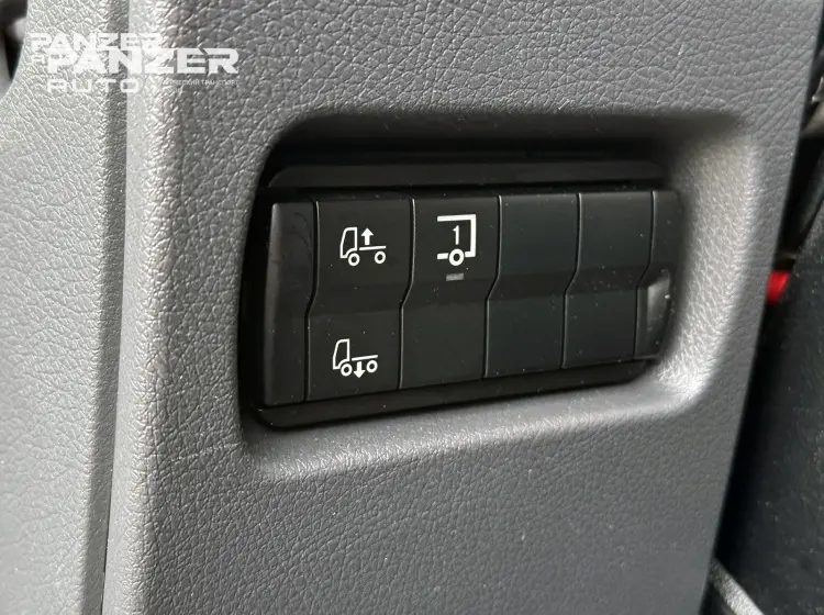 Mercedes Atego 1230, 2019 год, штора 46 кубов, ворота - фото 33