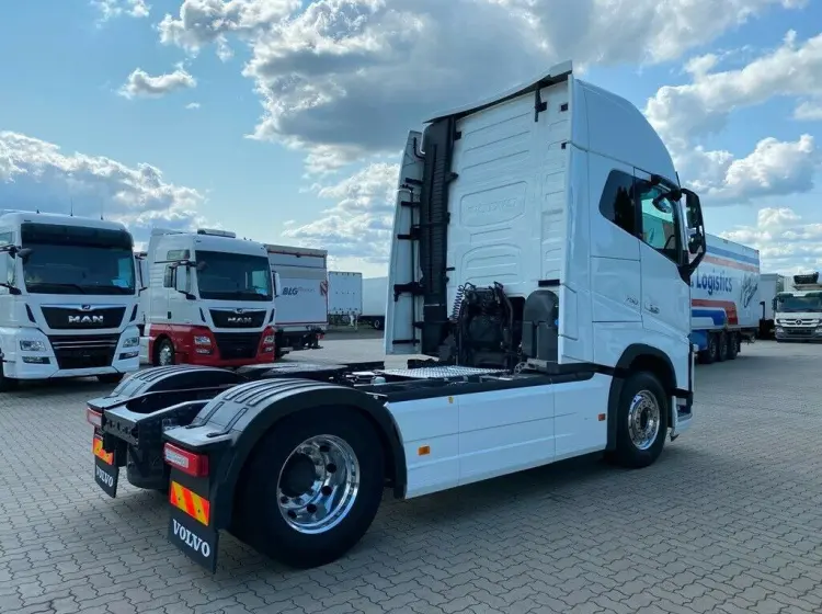 Тягач Volvo FH16 750, кабина XL, 2019 год, 4х2, 2 бака, без пробега по РФ - фото-детальных