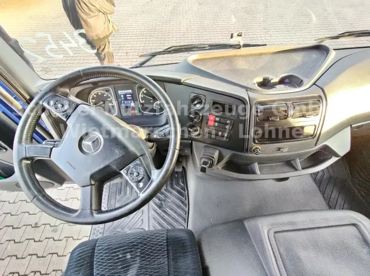 Грузовик для перевозки животных Mercedes Atego 1023, 2014 год, алюминиевый скотовоз 28 м3 - фото 4