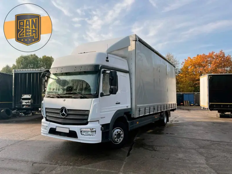 Грузовик тентованный Mercedes Atego 1224, 2016 год | photo 0