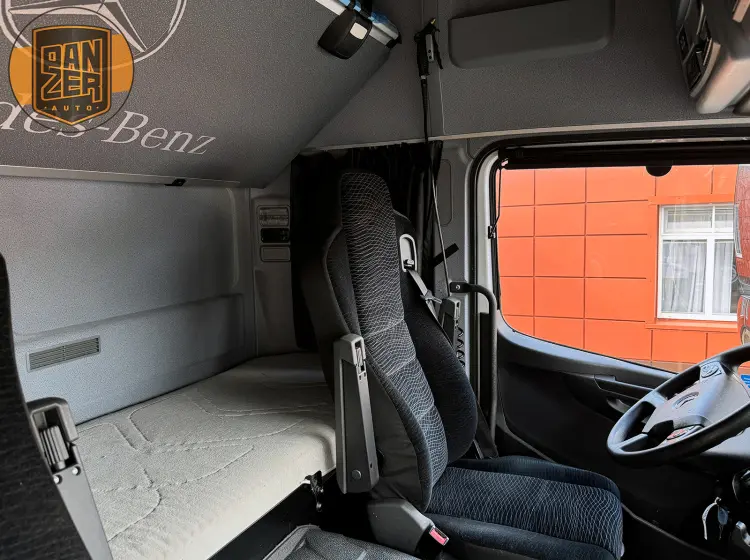 mercedes atego 1224, 2018 год, фургон 50 кубов, гидроборт 23