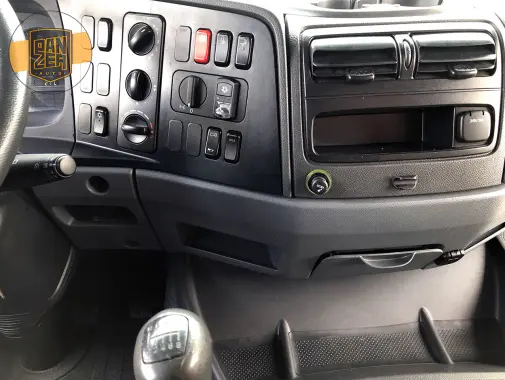 Mercedes-Benz Atego 1229, 2013 год, штора 51 м3, гидроборт, 2 спальника - фото 24