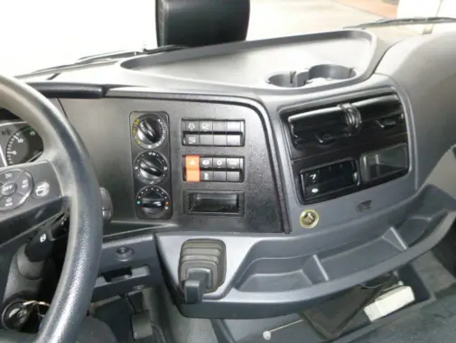Mercedes Atego 1230L NEW, 12/2015 год, фургон 43 м3, гидролифт, 2 спальных места - фото 4