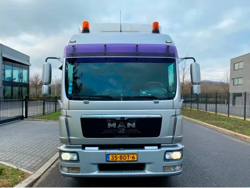 Автовоз на 3 авто MAN TGL 12.240 BL, спальная кабина, без пробега по РФ - фото 12