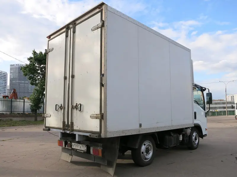 Автофургон Isuzu  NLR 85, 2010 год | photo 1