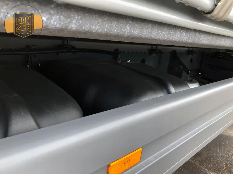 Mercedes-Benz Atego 1229, 2013 год, штора 51 м3, гидроборт, 2 спальника - фото 12