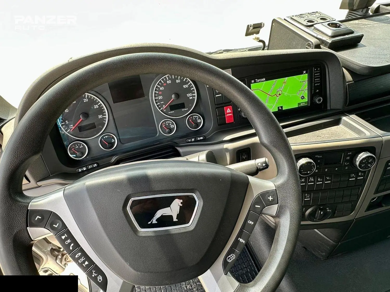 MAN TGX 18.460, 2019 год, десятитонник, тентованный м3 с воротами - фото 29