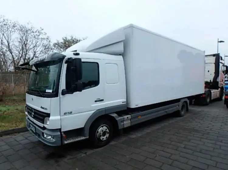 Mercedes-Benz Atego 818, фургон 37м3, гидролифт, без пробега по РФ - фото