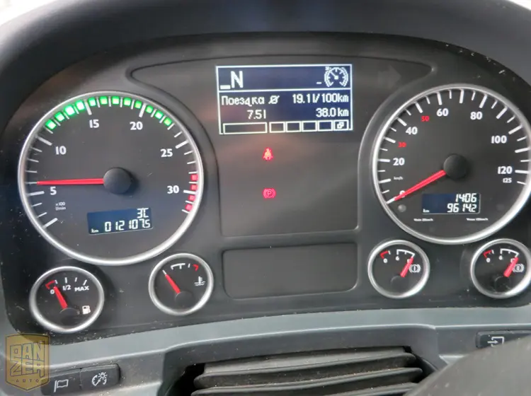 Грузовой МАН 12.250 до 12 тонн, 2014г, кузов 9.1м штора-борт 68м3 - фото 15