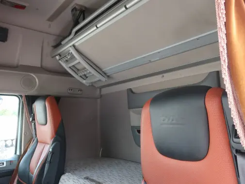 Тягач DAF XF 106 460, 6х2, кабина Супер Спейс, подъемная ось, без пробега по РФ - фото-детальных 4